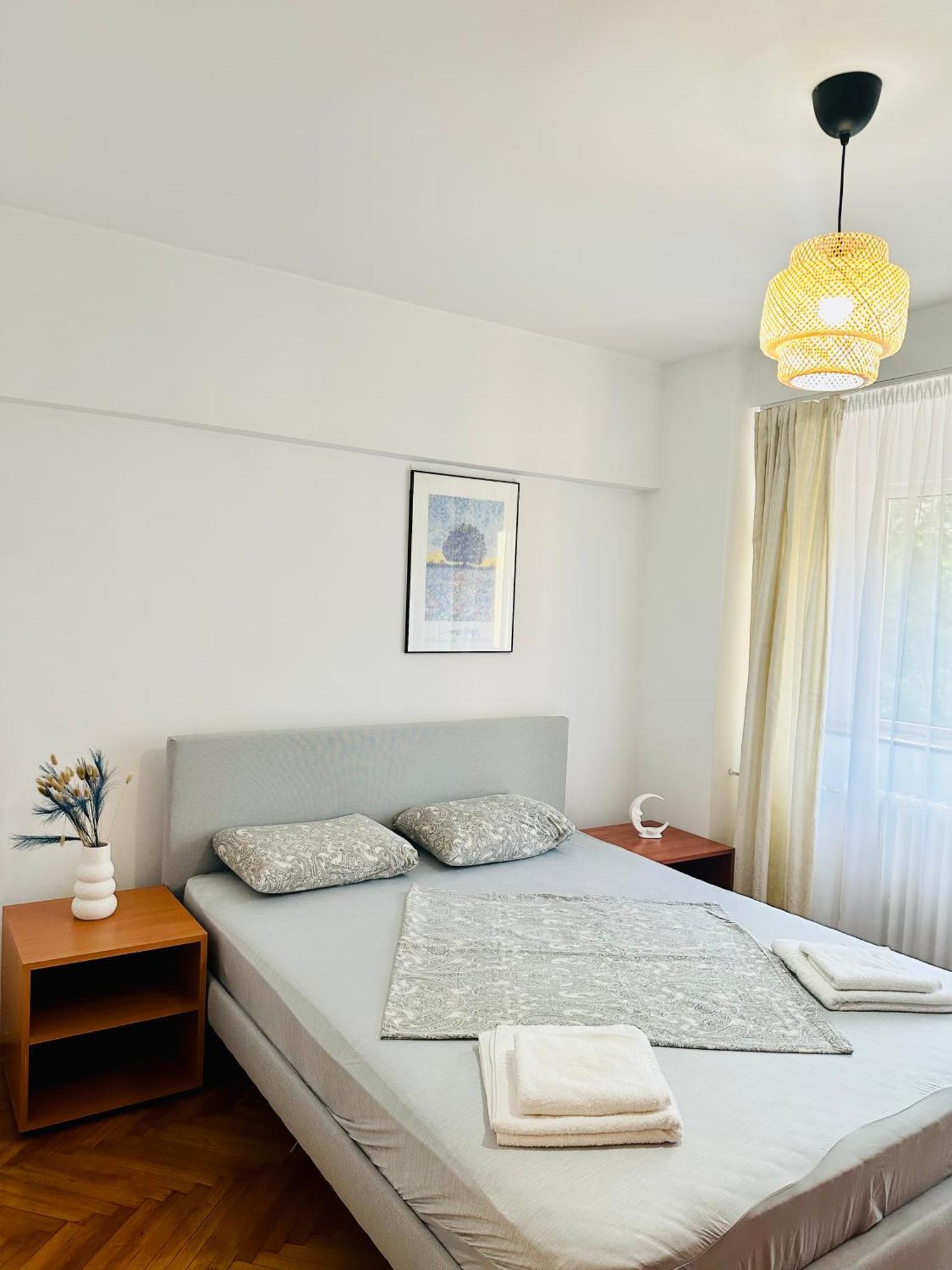 Tranquil Unirii Residence - Elegant & Spacious Living With Parking Steps From Parliament Bucareste Exterior foto